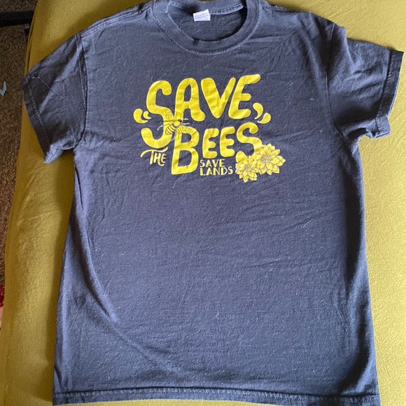 Save the Bees T-Shirt - Picture 1 of 1